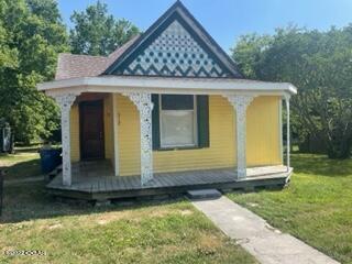 Primary Photo - 312 E Pennell St