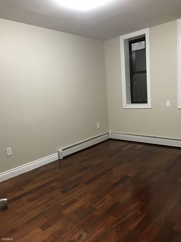 Building Photo - 738 Morris Park Ave