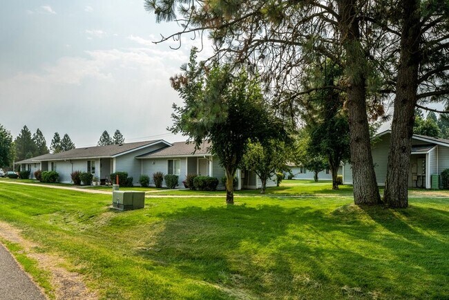 Foto del edificio - 7032 W Heritage St