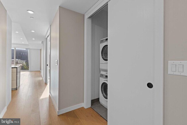 Foto del edificio - 807 N 3rd St