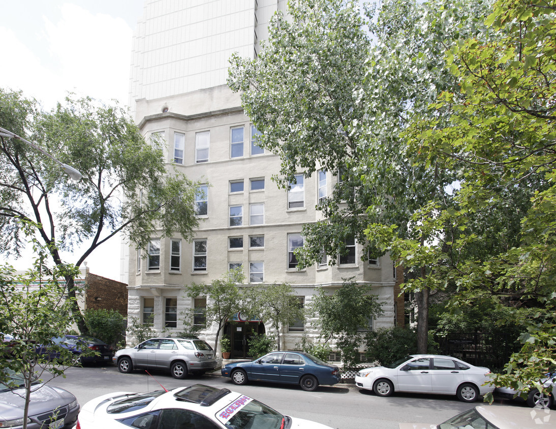 Primary Photo - 538 West Wrightwood