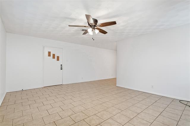 Foto del edificio - 11038 Wyatt St