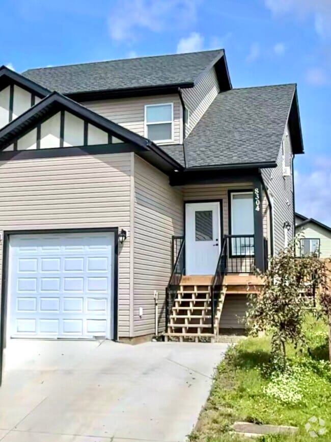 Building Photo - 8304-8387 87 Ave