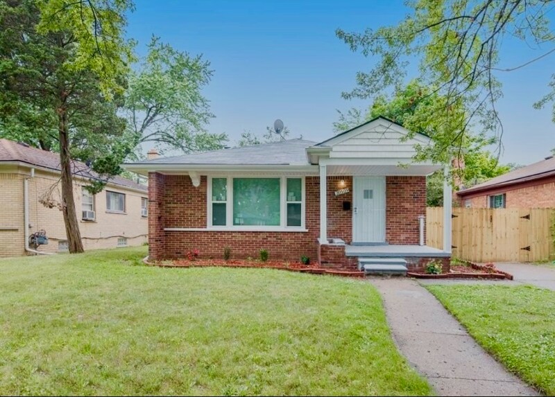 Foto principal - 20509 Faust Ave