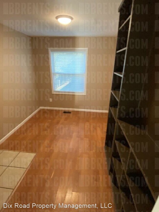 Foto del edificio - 3 br, 1 bath House - 1175 Harmon Avenue,