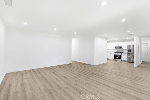 Foto del edificio - 16051 Lassen St