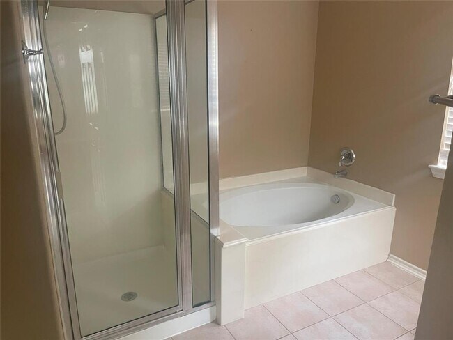 Foto del edificio - 5815 Vinemont Ln