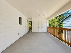 Building Photo - 7407 SW 36th Ave