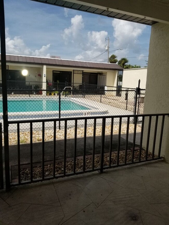 Building Photo - Back on the Market!!! Available Now!! comp...