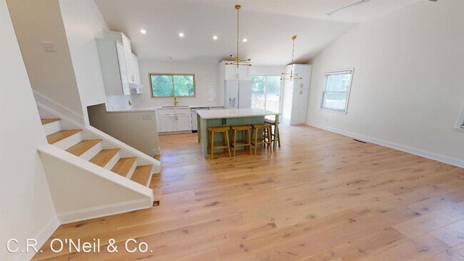 Foto del edificio - 3 br, 2 bath House - 985 Caniff Road