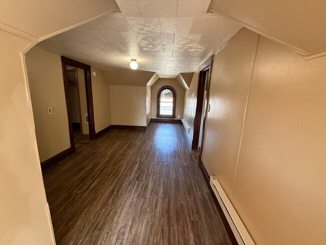 Foto del edificio - 721 E Kemp Ave