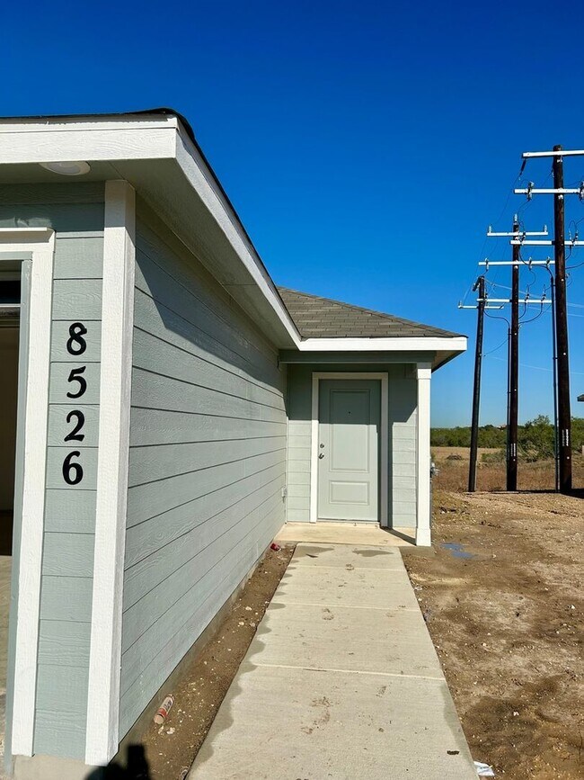 Foto del edificio - 4 Bedroom Single Family Home in San Antonio