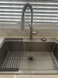 Foto del edificio - 2833 Winter St