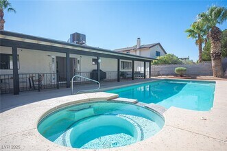 Building Photo - 6146 Peppermill Dr