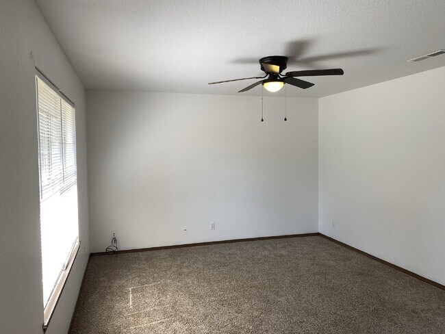 Building Photo - 3128 Jerri Ln