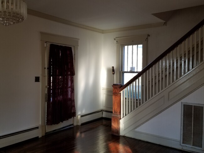 Foto del edificio - 318 S Dyer St