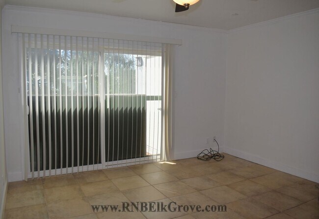 Foto del edificio - 6241 Riverside Blvd
