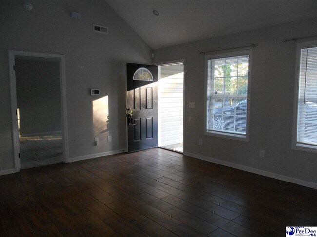 Building Photo - 297 Green Acres Rd