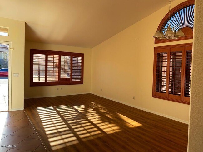 Foto del edificio - 844 N Granite St