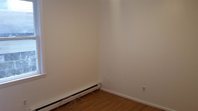 Foto del edificio - 27 Vineyard Ave