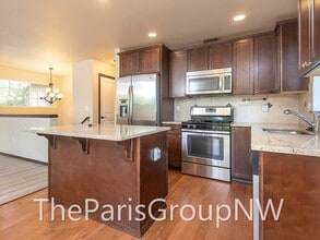 Building Photo - 18410 Meridian Ave N