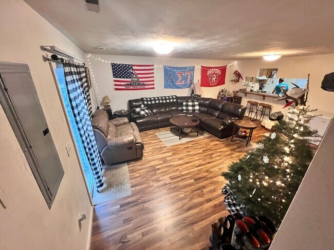 Foto del edificio - Radford, 3 BR / 1.5 BA, Available for the fall term