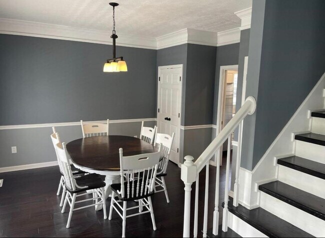 Building Photo - 2809 Harvest Ln