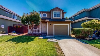 Building Photo - 4716 Starbuck Ave