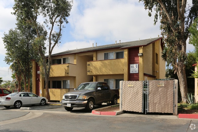 Building Photo - Harbor View Villas