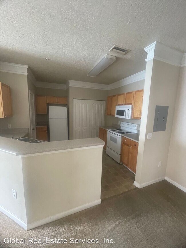 Building Photo - 2 br, 2 bath House - 8849 Villa View Circl...