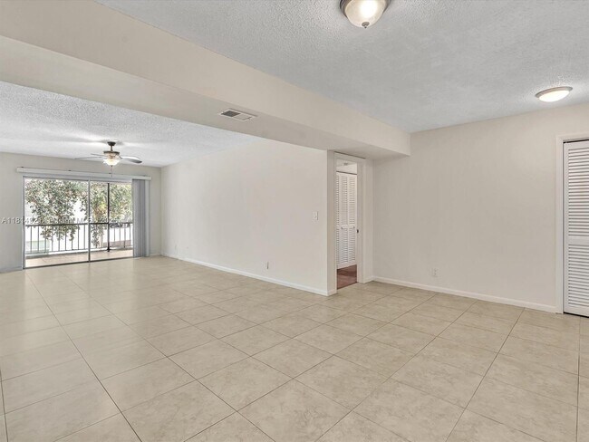 Foto del edificio - 614 NW 13th St
