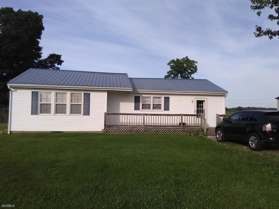 3 br, 1 bath House 7002 Greensburg Rd 70... House Rental in Mount