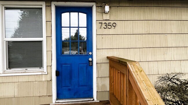 Foto del edificio - Cozy Urban Living: 2BD/1BA in Brentwood-Da...