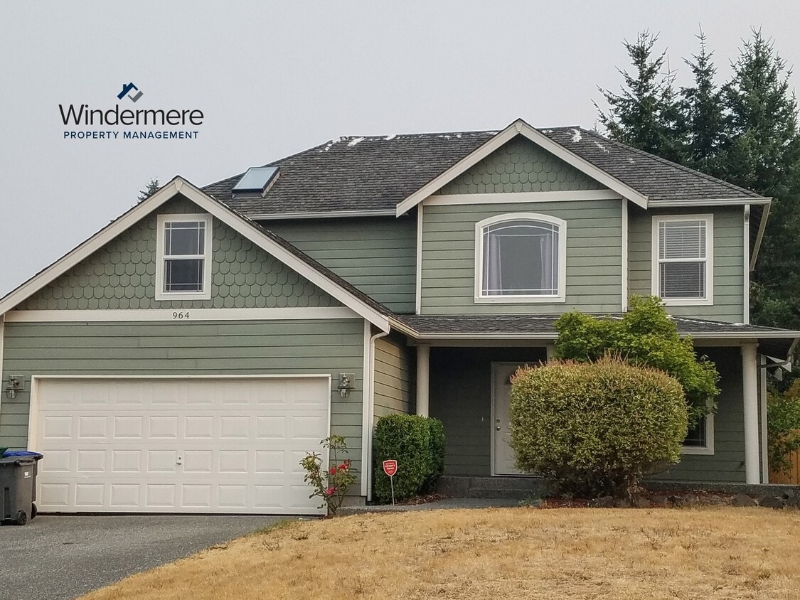 Primary Photo - 3-Bedroom Home with Fenced Yard