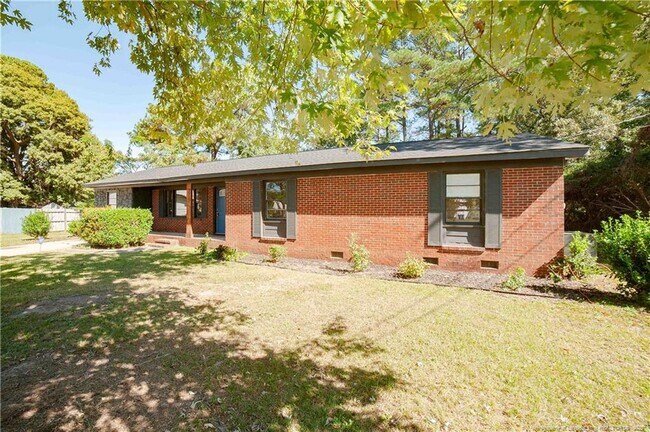 Building Photo - 5512 Lariat Ct