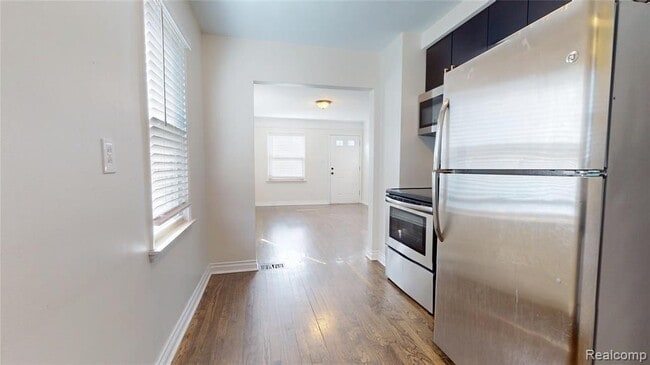 Foto del edificio - 3734 Buckingham Ave