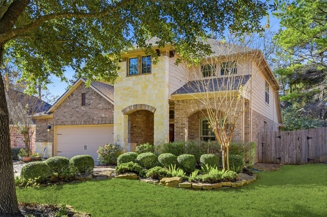 Foto del edificio - 114 Forest Elk Pl