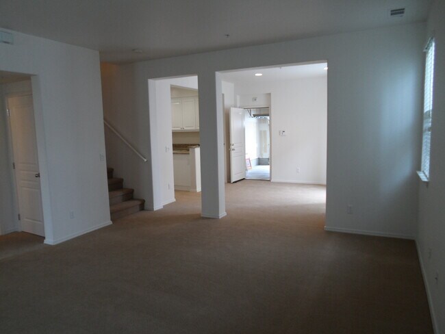 Foto del edificio - Nice 3 Bedroom Condo