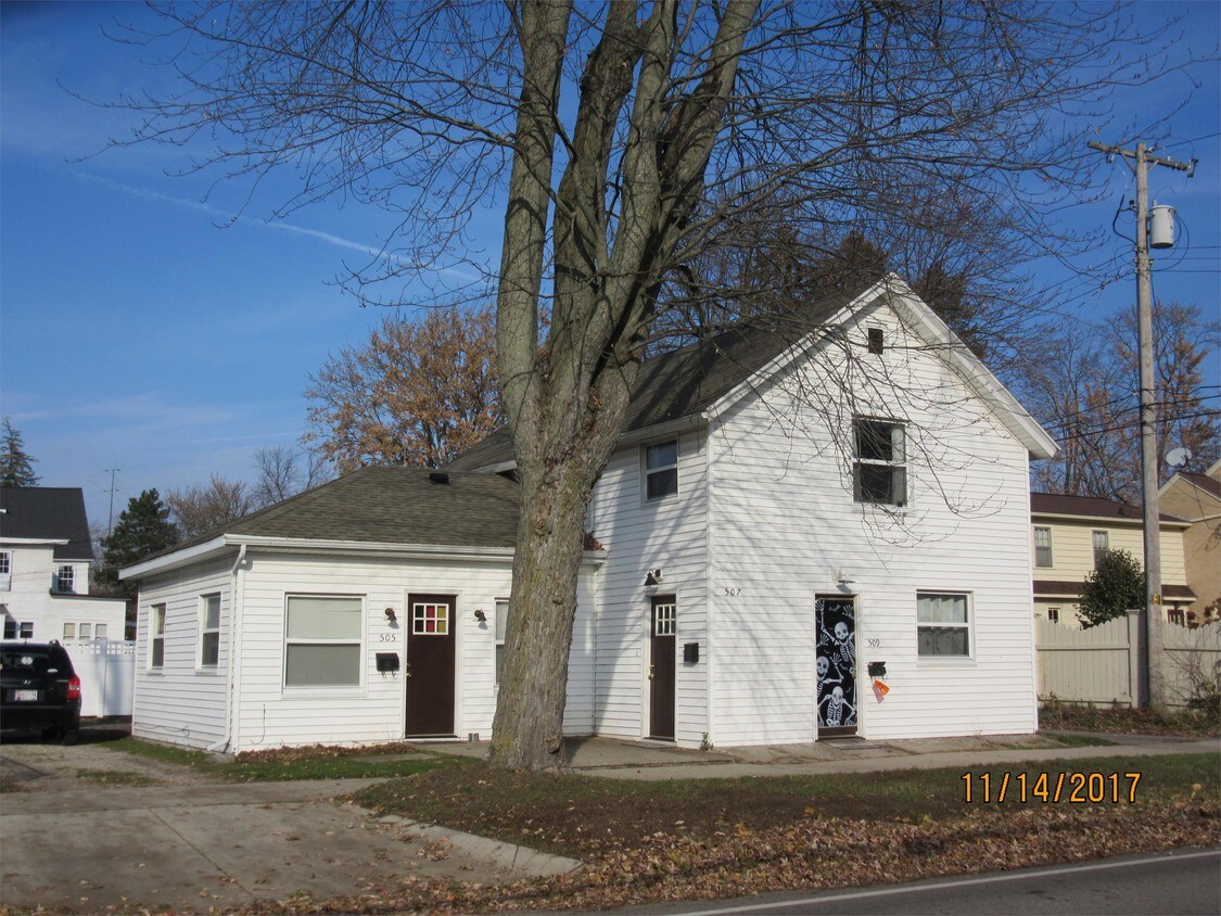 Primary Photo - 505 E Michigan St