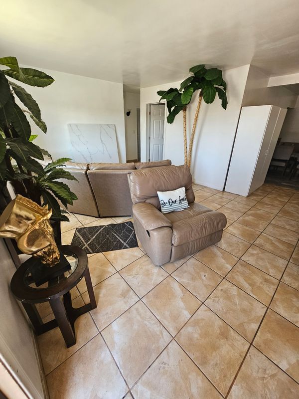 Foto del edificio - 6623 Almeria Ave