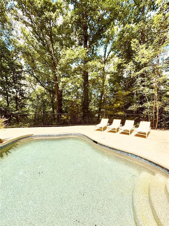 Foto del edificio - 175 River Ct Pkwy