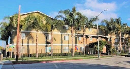 Interior Photo - BAYVIEW