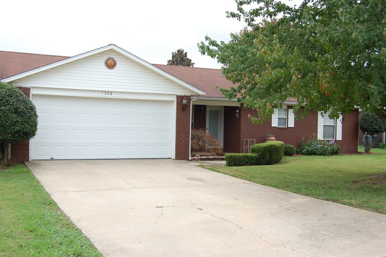 Foto principal - Super Cute Home In Excellent Location!