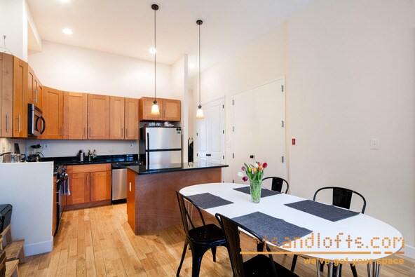 Cocina - 390 Clinton Street