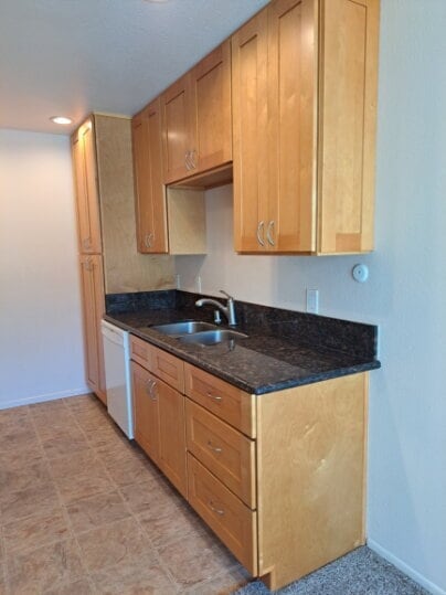 Building Photo - Charming 1-Bedroom Condo Retreat in Prime ...