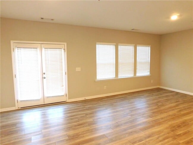 Building Photo - 418 Bannon Way