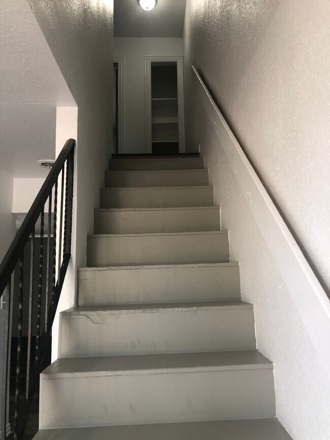 Foto del edificio - SOUTH 13TH ST. DUPLEX