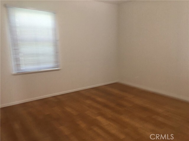 Building Photo - 2405 Midwickhill Dr