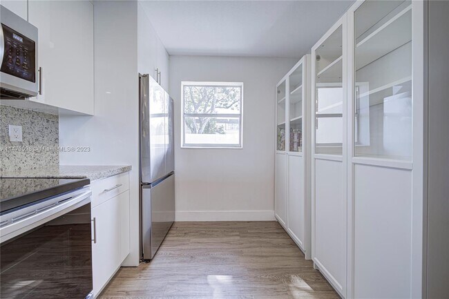 Foto del edificio - 8329 SW 137th Ave