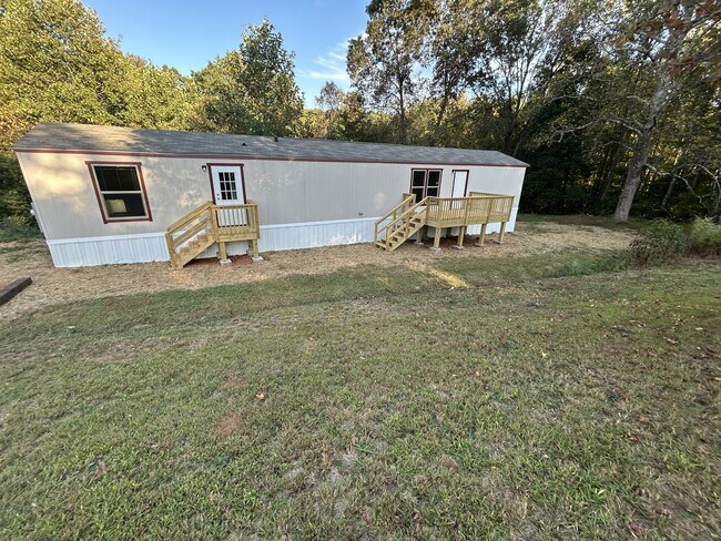 Foto del edificio - 82 Donna Ln